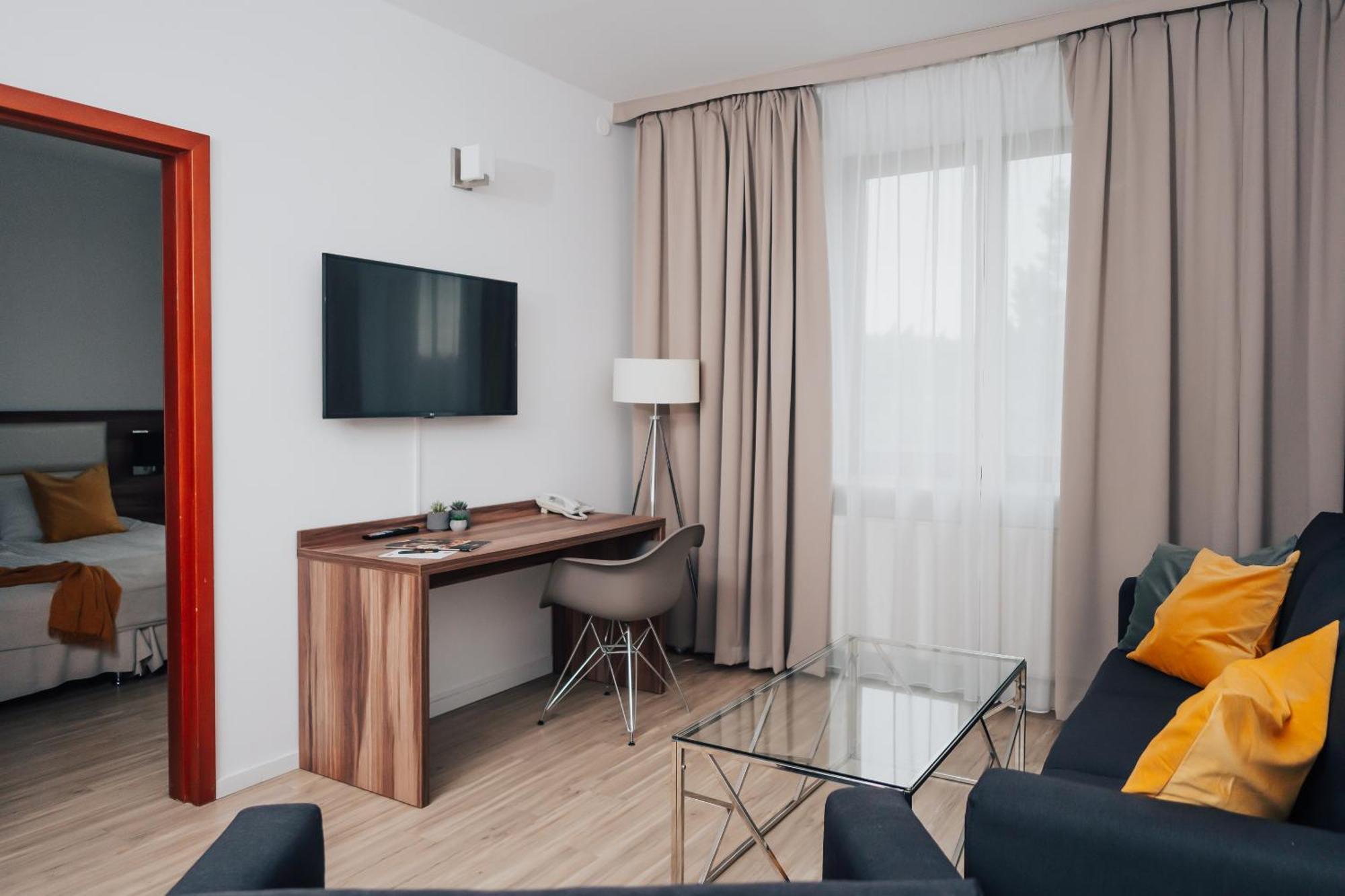 Hotel Sphinx Zabia Wola Dış mekan fotoğraf