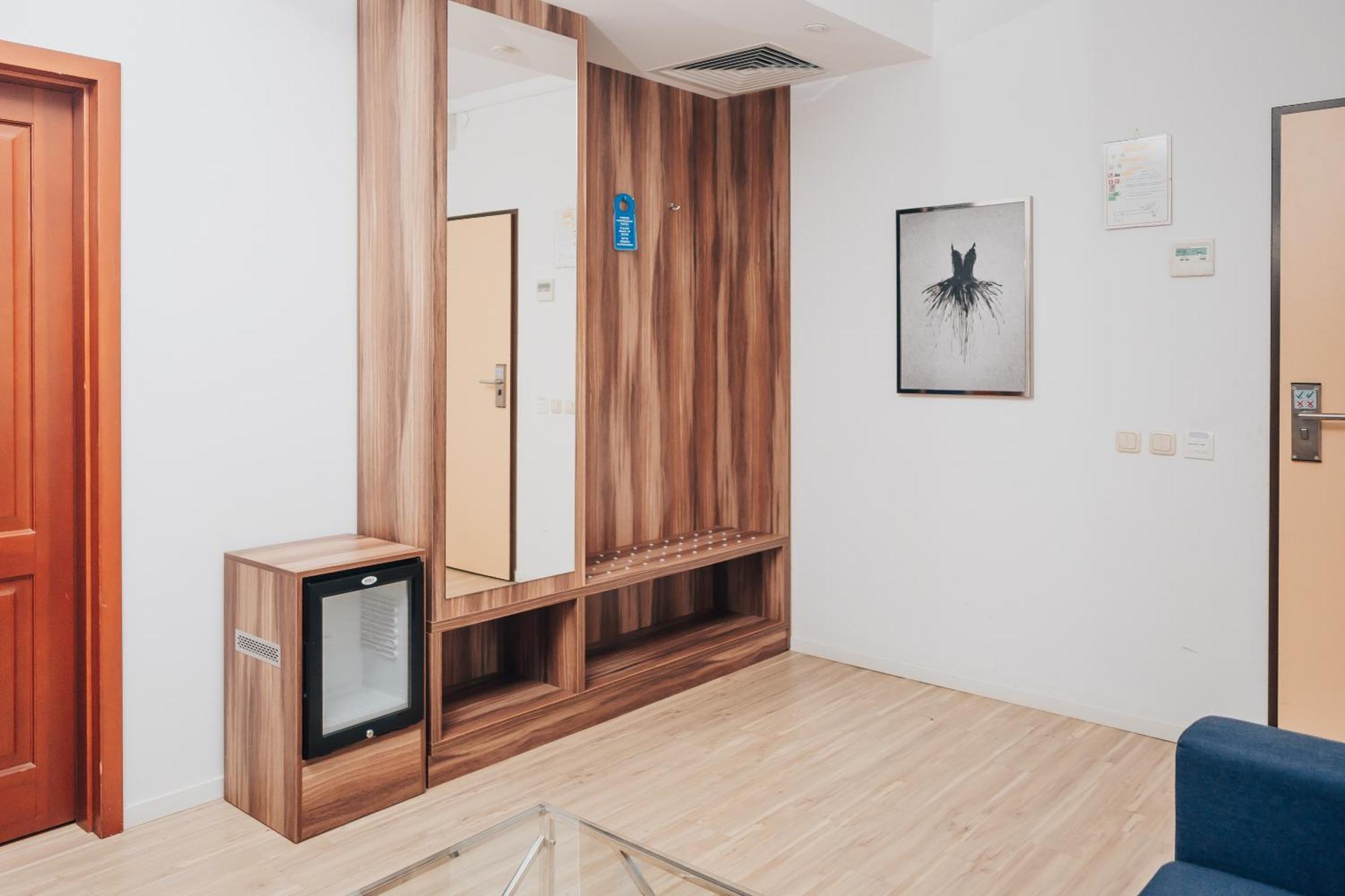 Hotel Sphinx Zabia Wola Dış mekan fotoğraf