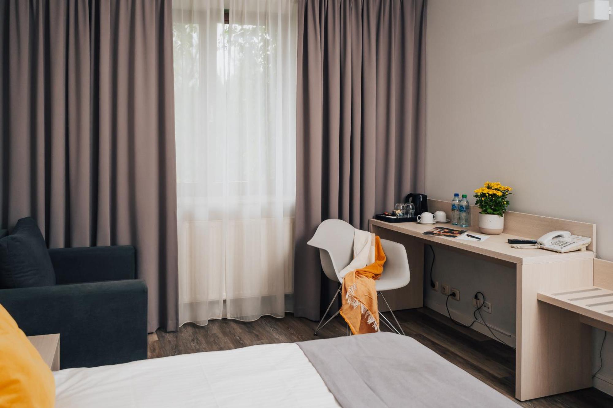 Hotel Sphinx Zabia Wola Dış mekan fotoğraf