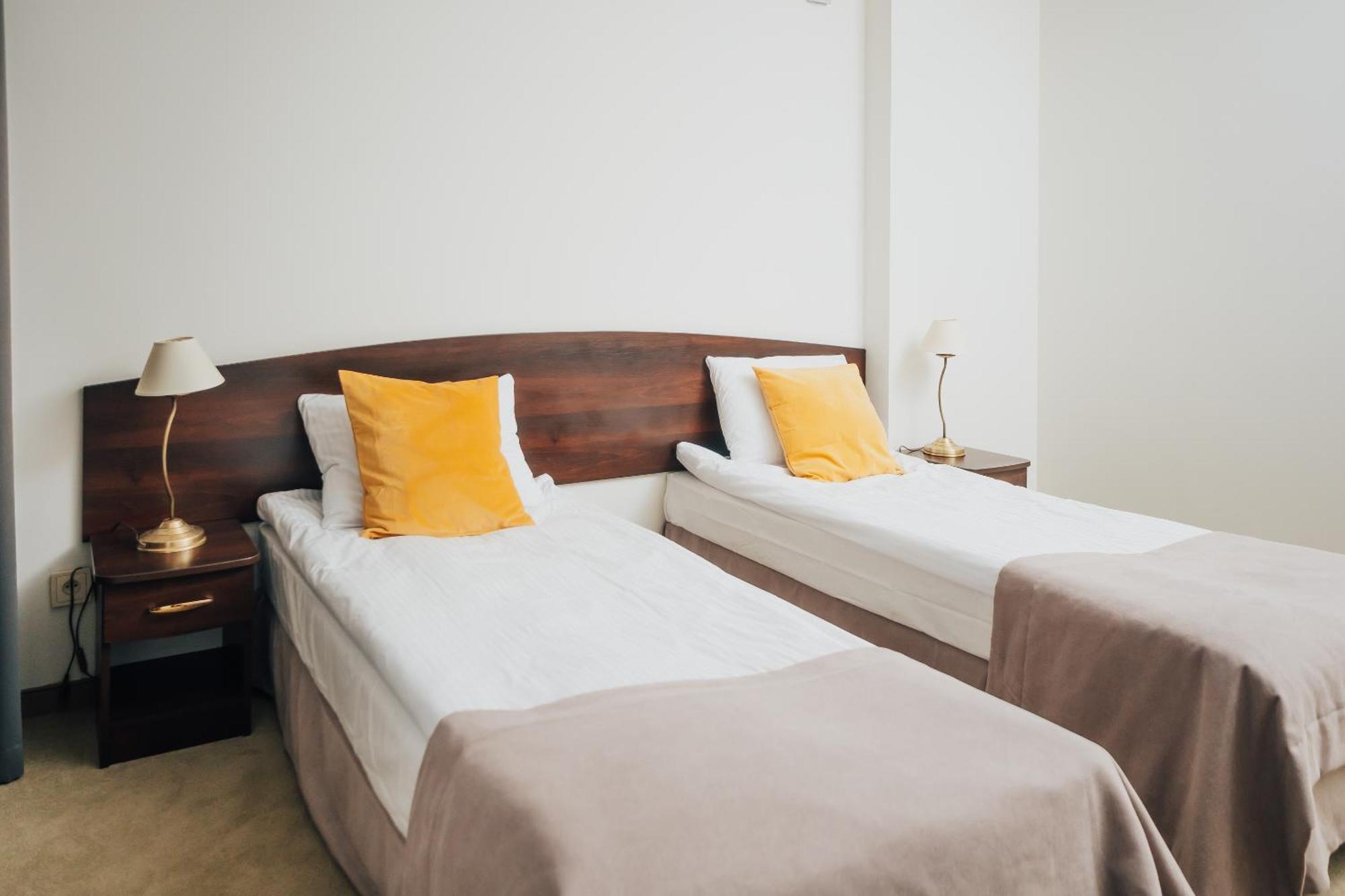 Hotel Sphinx Zabia Wola Dış mekan fotoğraf